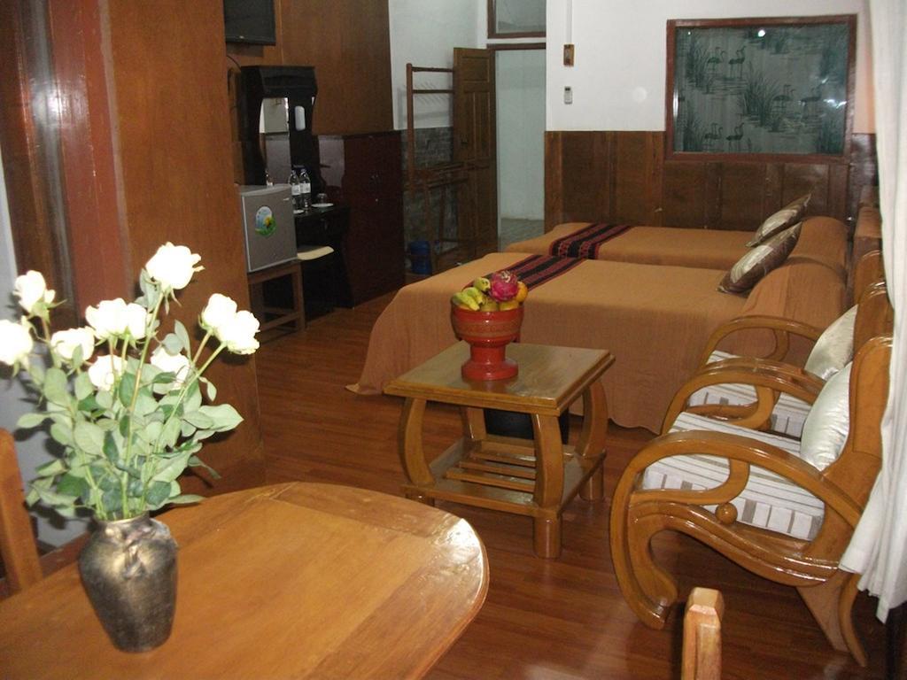 Inle Lake Mingalar Inn מראה חיצוני תמונה