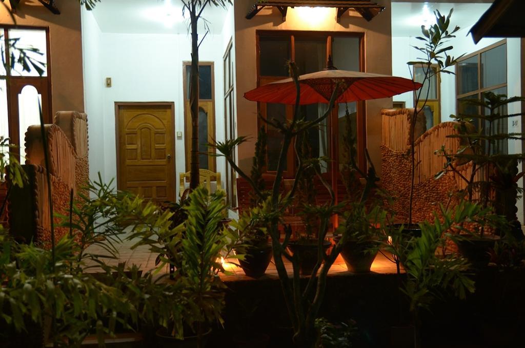 Inle Lake Mingalar Inn מראה חיצוני תמונה