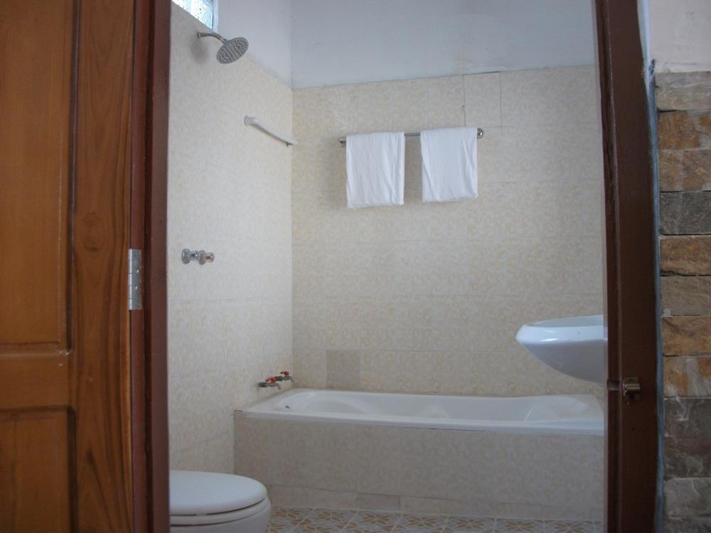 Inle Lake Mingalar Inn מראה חיצוני תמונה